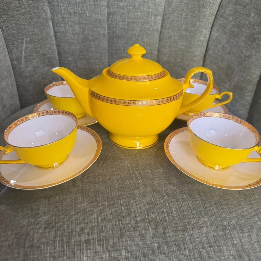 VTG Teavana Noble Poppy Tea Pot 4 Cups Saucers Yellow 14k Gold Fine Bone China